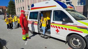 hdimgddc3df7c7015b9c3a9717d5b774b22