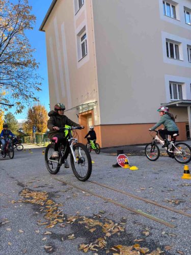 hdimg385b5ae01bd2fcff3ff767c0755b2c