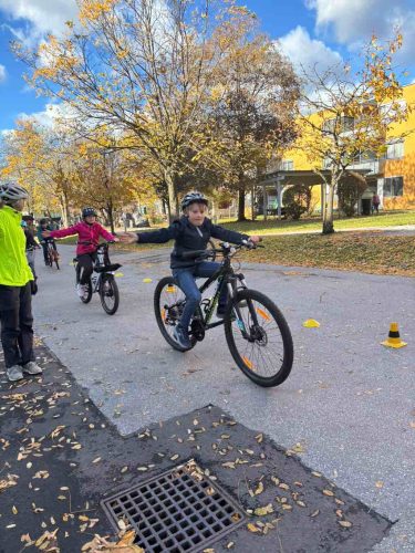 hdimg77ae167f0da5eab729415563ae260b