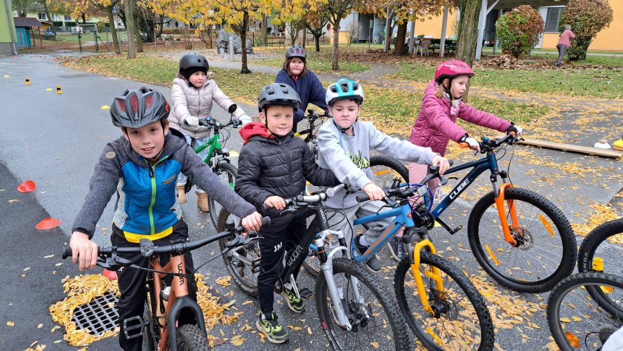 hdimg833c390b672c21b5af9f0521bf4d61