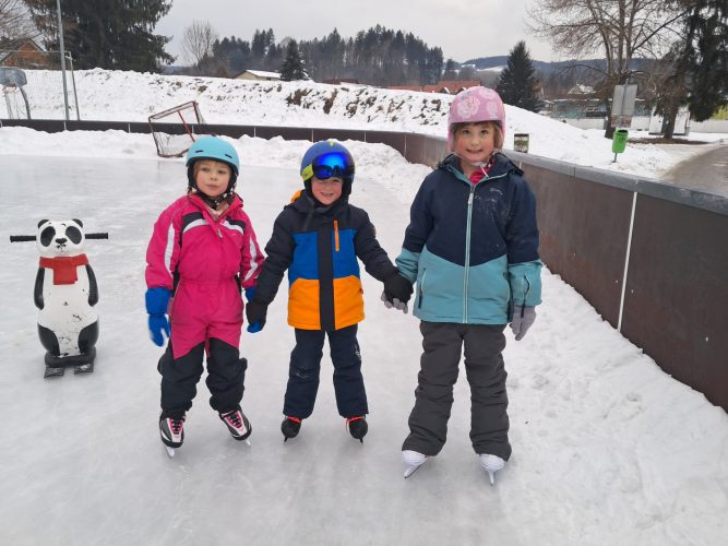 hdimg84bcccb0cf05a17b4fb76a0d7592c9