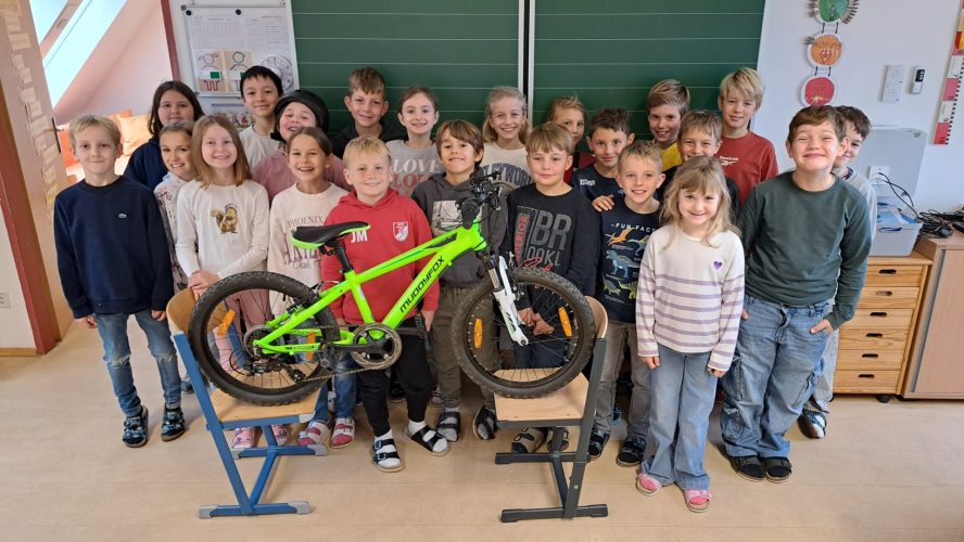 hdimg883831f39e7b928e165dab41c6a7bf