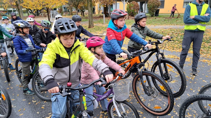 hdimg9a69acbf2383460f0862abdd3c7798